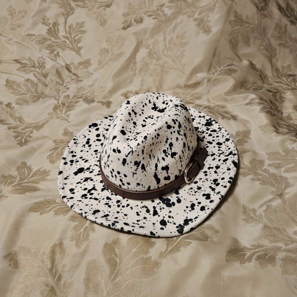 Altar'd State Black and Off White Speckled Hat